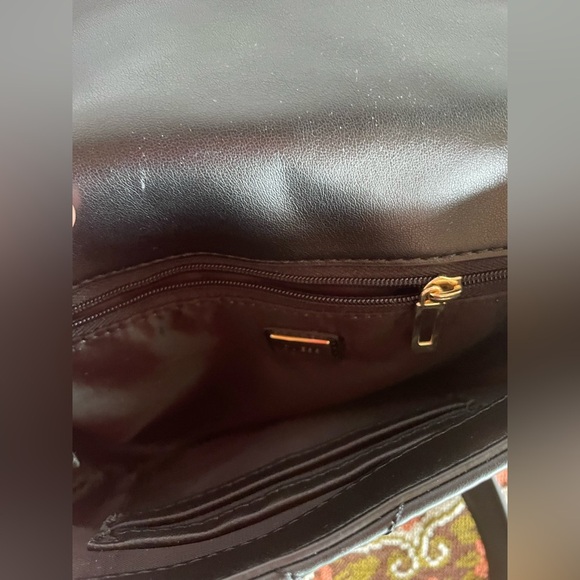 GUESS Black Quilted Crossbody Bag - Picture 5 of 6